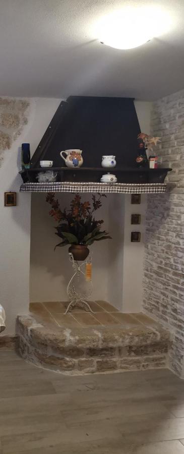 Apartment Giulio - 10Mt To The Beach روفينج المظهر الخارجي الصورة